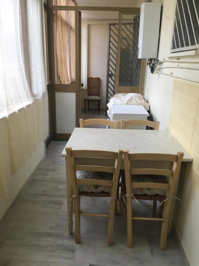 Ostia Roma Vacanze Al Mare Apartment Exterior foto